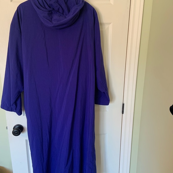 VINTAGE TRENCH COAT - Picture 5 of 5